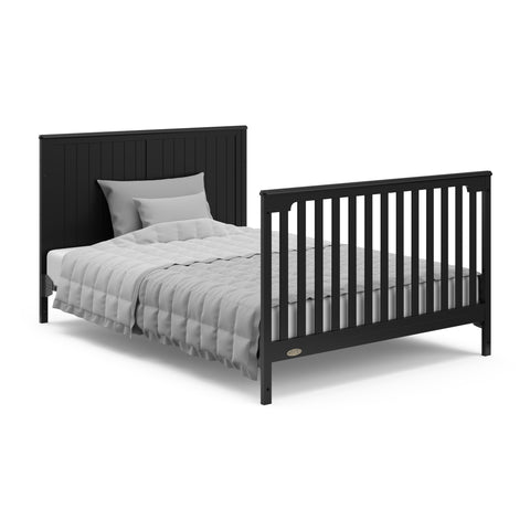 Hadley 4-in-1 Convertible Crib with Drawer