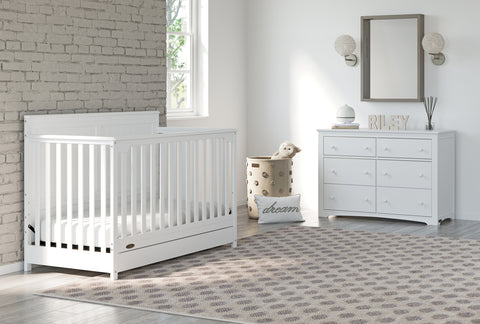 Hadley 4-in-1 Convertible Crib with Drawer